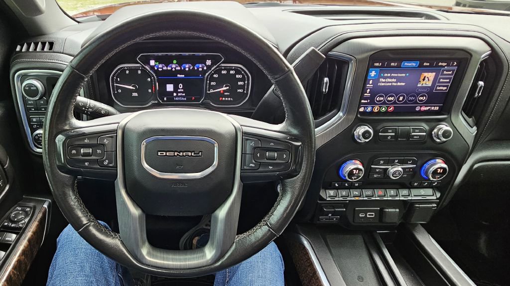Used 2020 GMC Sierra 2500 Denali w/ Denali Ultimate Package AWD/4WD image 13
