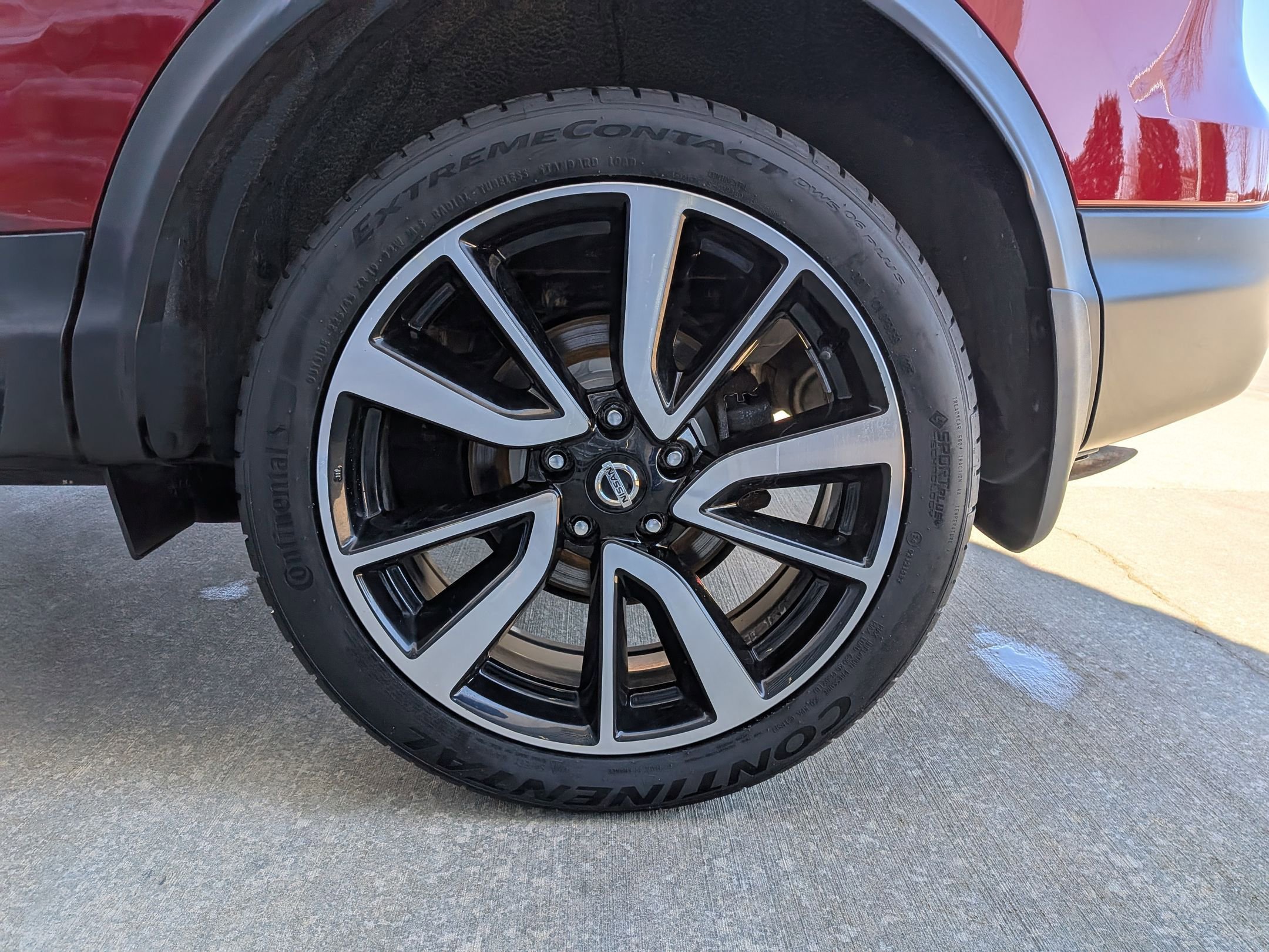 Used 2018 Nissan Rogue Sport SL image 33