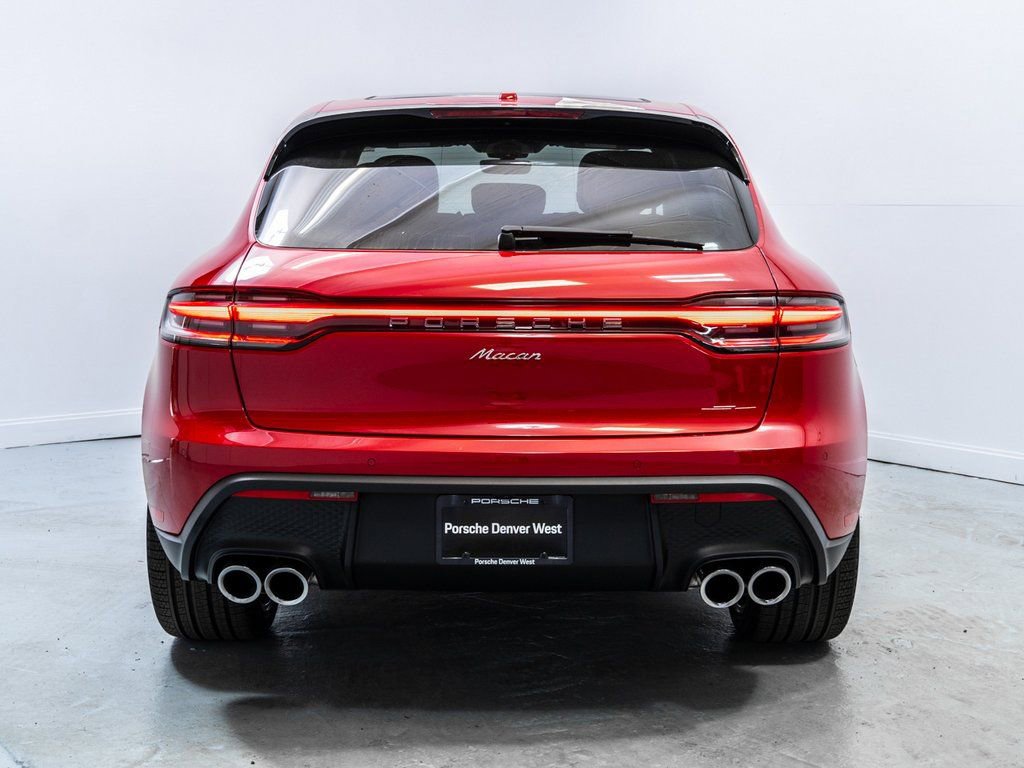 Used 2025 Porsche Macan image 6