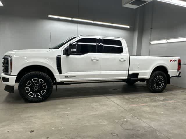Used 2026 Ford F350 Platinum AWD/4WD image 2
