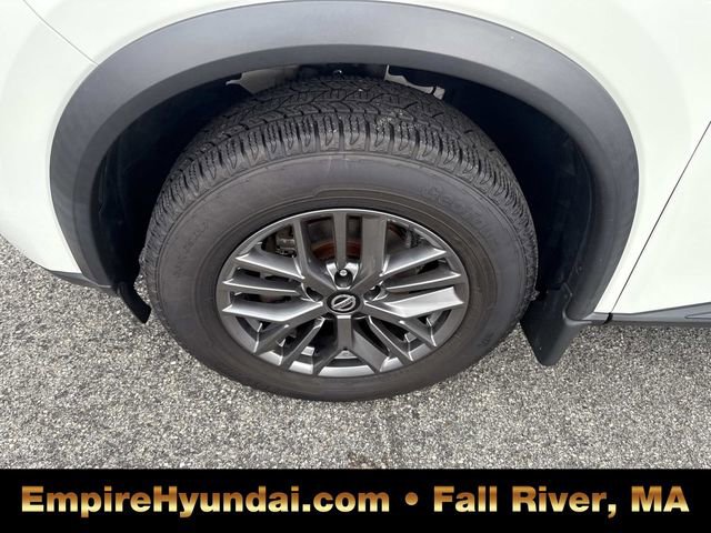 Used 2021 Nissan Rogue S image 11