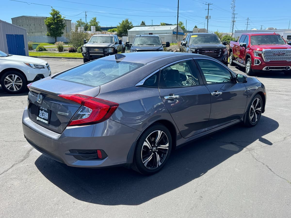 Used 2017 Honda Civic Touring image 11
