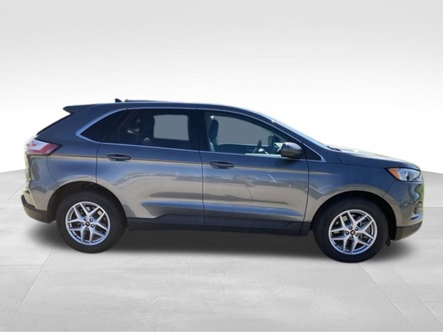 Used 2024 Ford Edge SEL AWD/4WD image 2