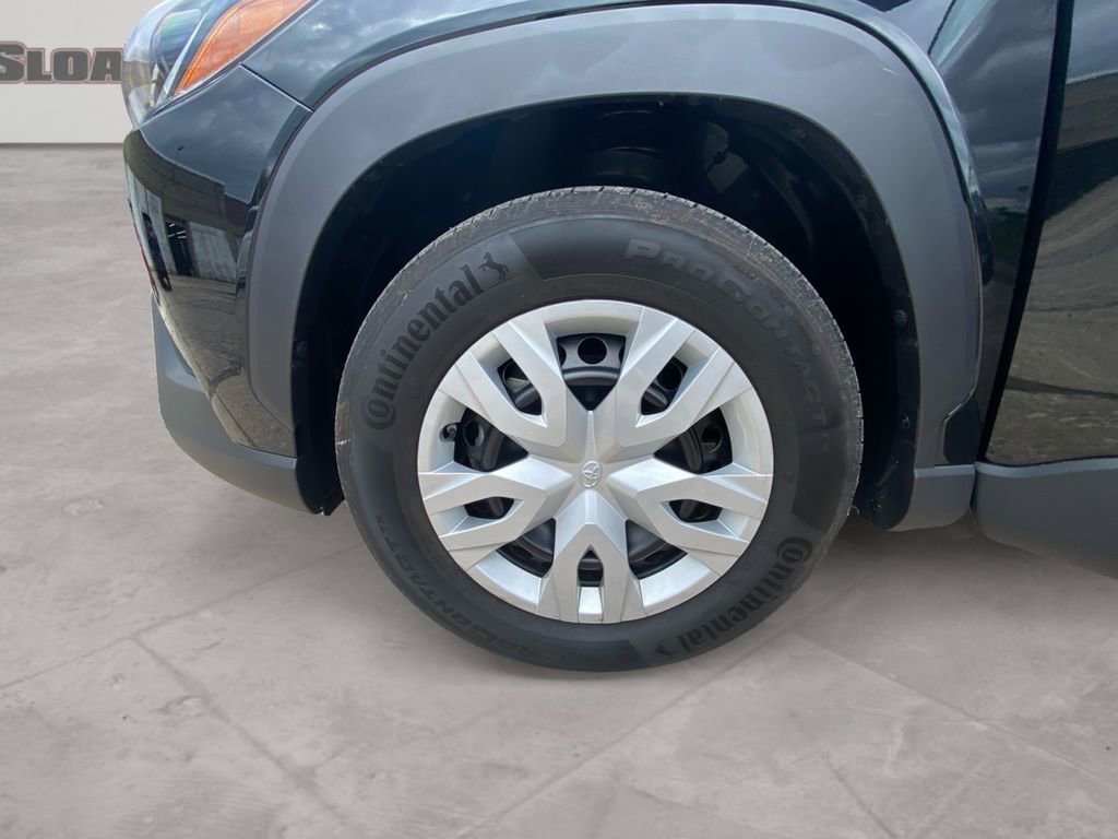 Used 2024 Toyota Corolla Cross L FWD image 14
