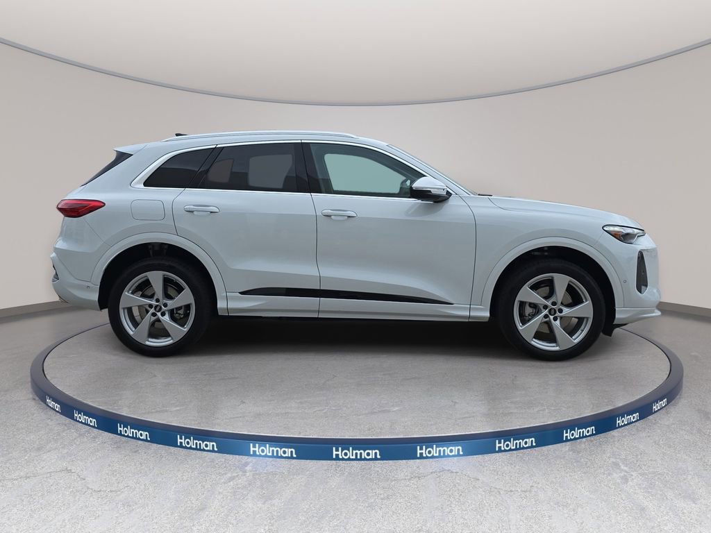 New 2026 Audi Q5 Premium Plus image 4