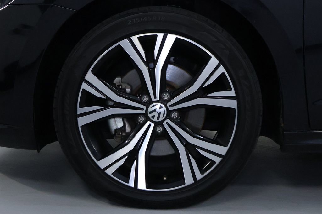 Used 2021 Volkswagen Passat 2.0T SE image 30