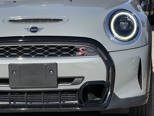 Used 2023 MINI Cooper S FWD image 8