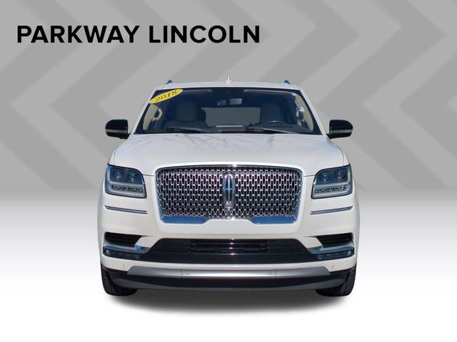 Used 2018 Lincoln Navigator Reserve w/ Technology Package AWD/4WD image 8