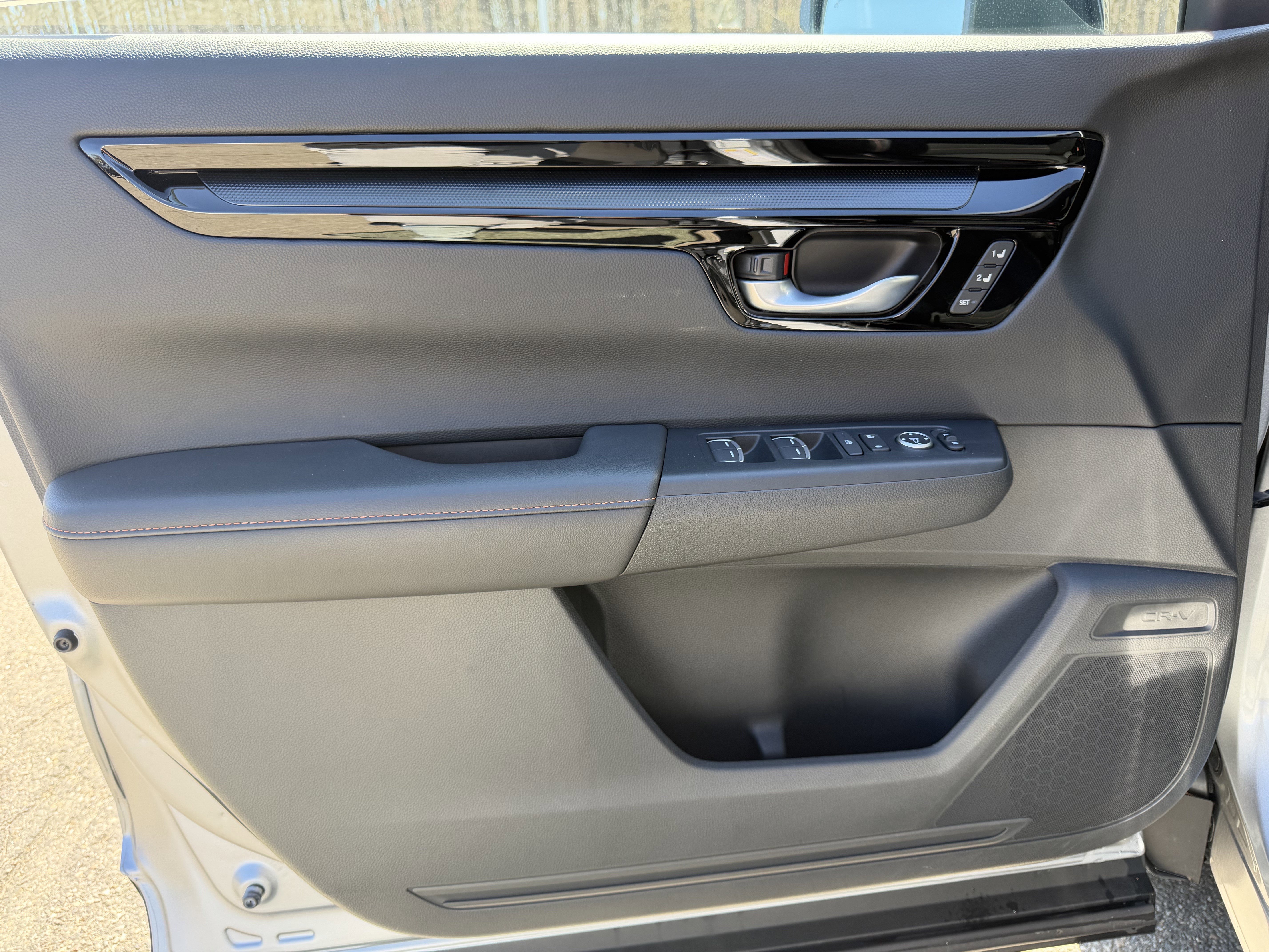 Used 2023 Honda CR-V Sport Touring image 12