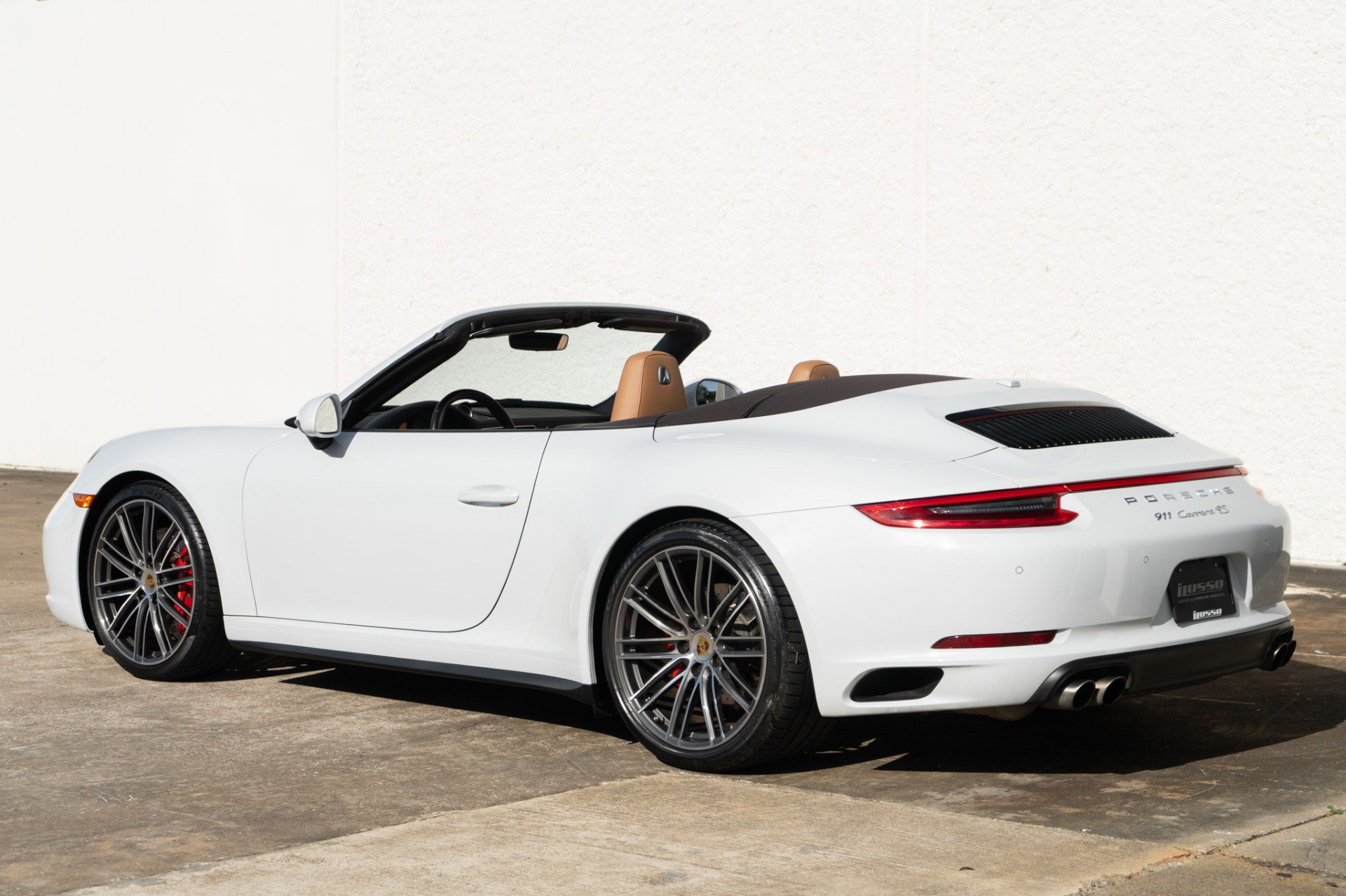 Used 2018 Porsche 911 Carrera 4S image 4