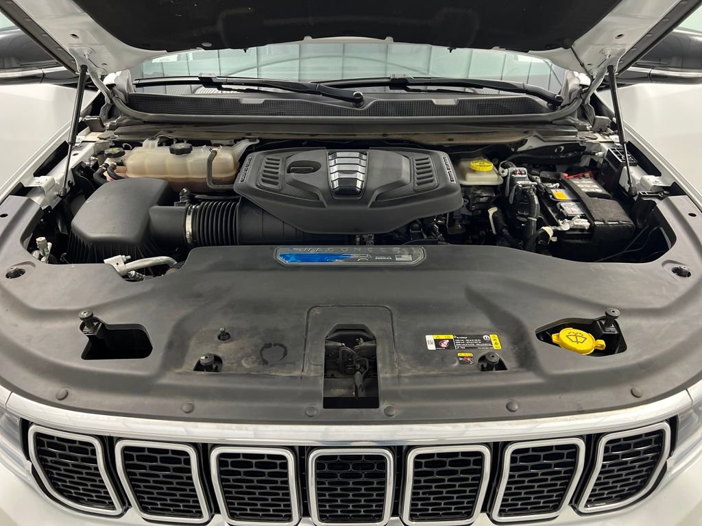 Used 2024 Jeep Wagoneer L Series II w/ Flexible Seating Group image 79