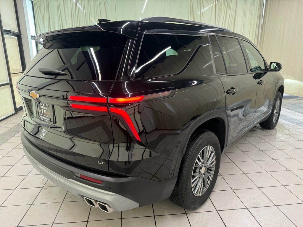Certified 2024 Chevrolet Traverse LT w/ Enhanced Driving Package image 5