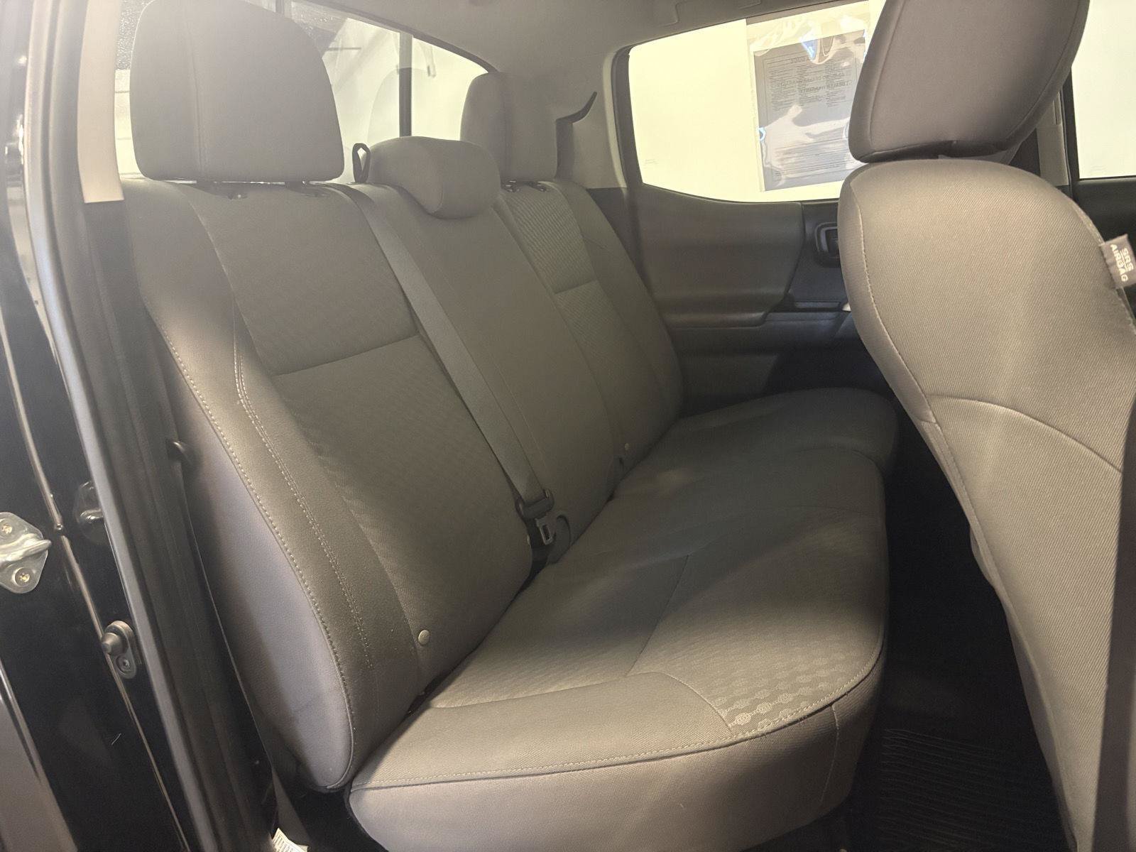 Used 2023 Toyota Tacoma SR5 AWD/4WD image 37
