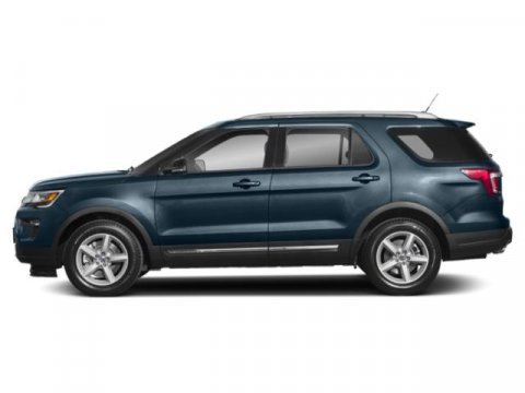 Used 2018 Ford Explorer XLT w/ Equipment Group 202A AWD/4WD image 3