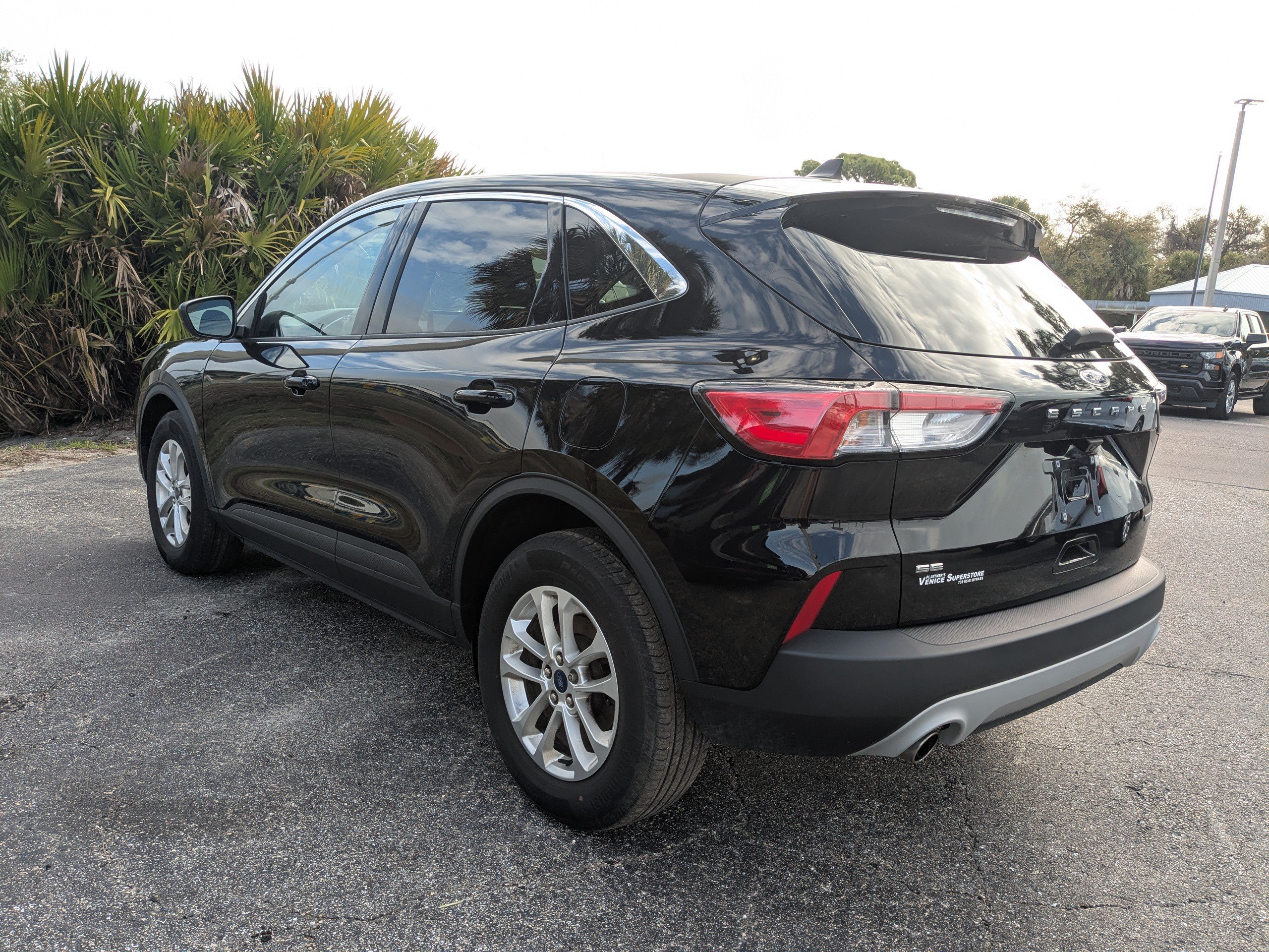 Used 2022 Ford Escape SE w/ Convenience Package AWD/4WD image 6
