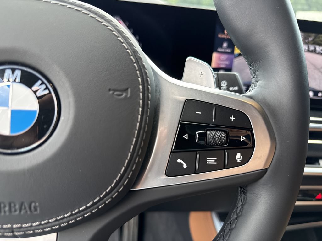 Used 2026 BMW X5 xDrive40i w/ M Sport Package AWD/4WD image 25