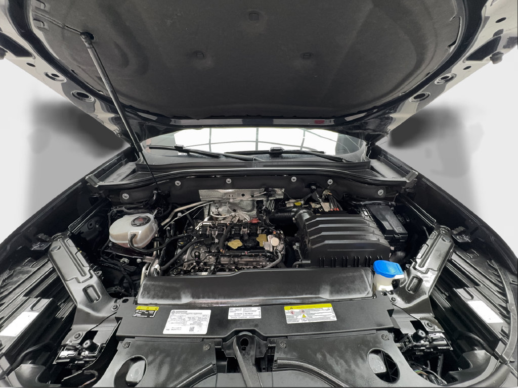 Used 2024 Volkswagen Atlas Cross Sport SEL R-Line AWD/4WD image 19