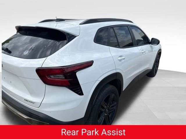 Used 2025 Chevrolet Trax ACTIV w/ Driver Confidence Package FWD image 6