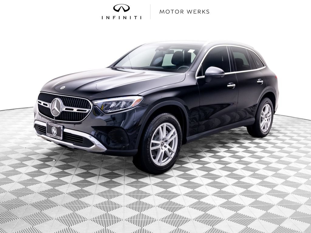 Used 2023 Mercedes-Benz GLC 300 4MATIC w/ Exclusive Trim Package
