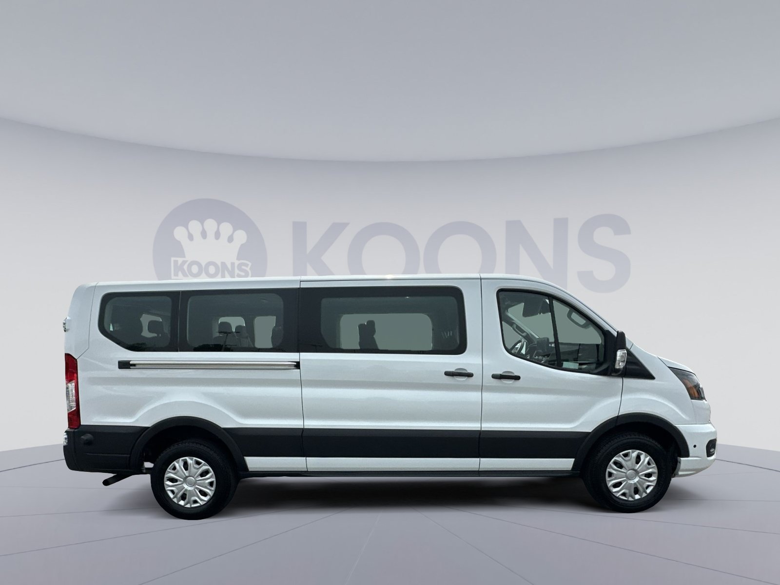 Certified 2024 Ford Transit 350 XLT RWD image 17