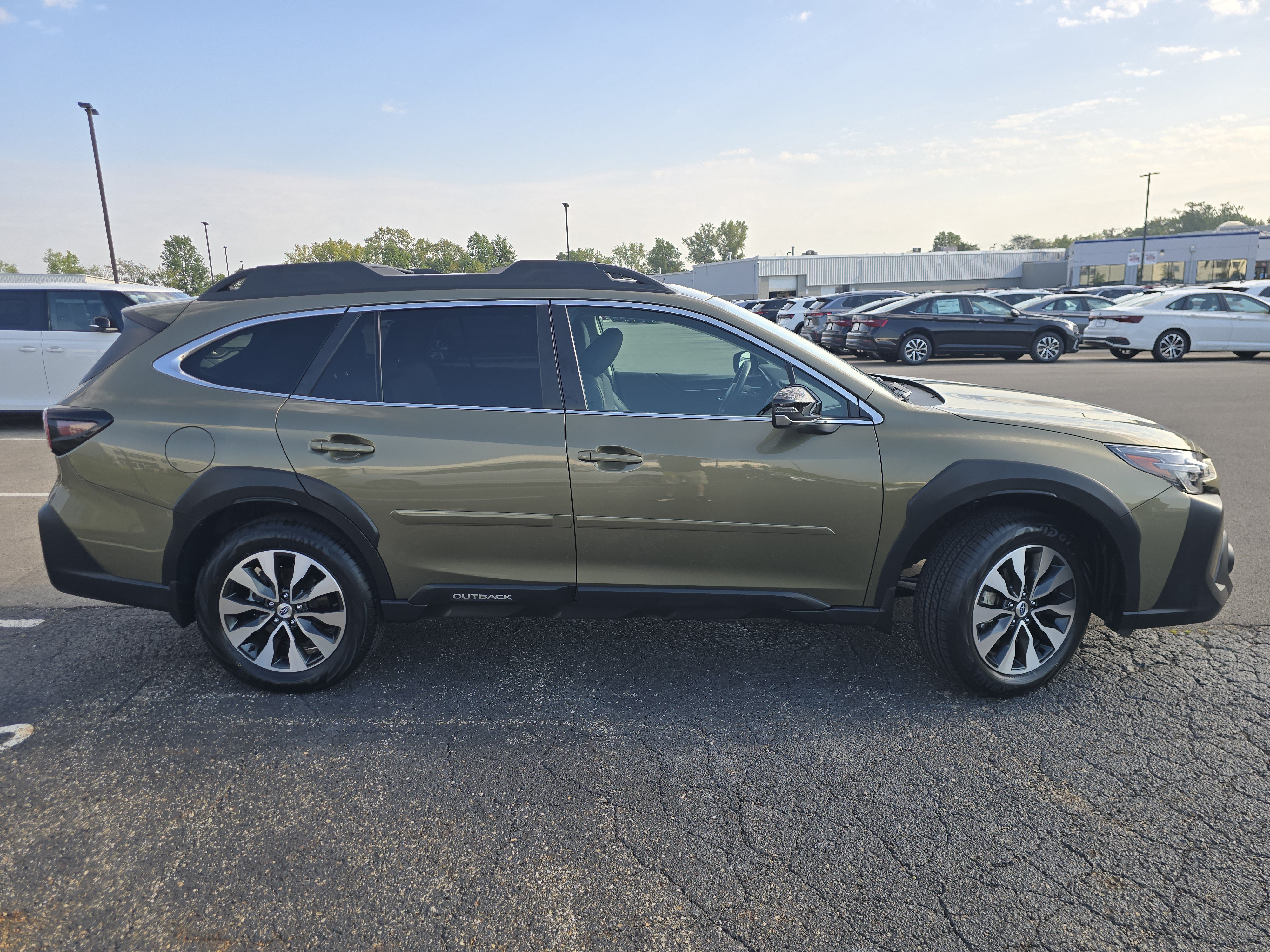 Certified 2024 Subaru Outback Limited AWD/4WD image 8