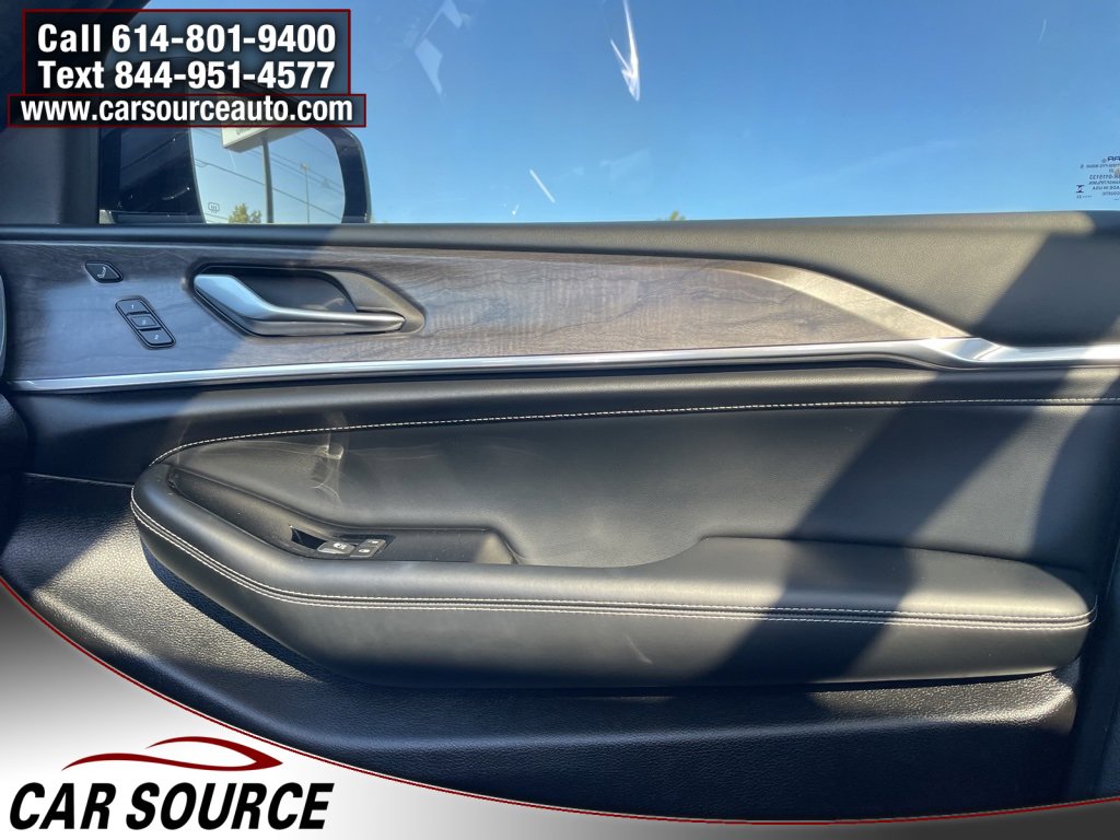 Used 2023 Jeep Grand Cherokee Overland w/ Luxury Tech Group IV image 24