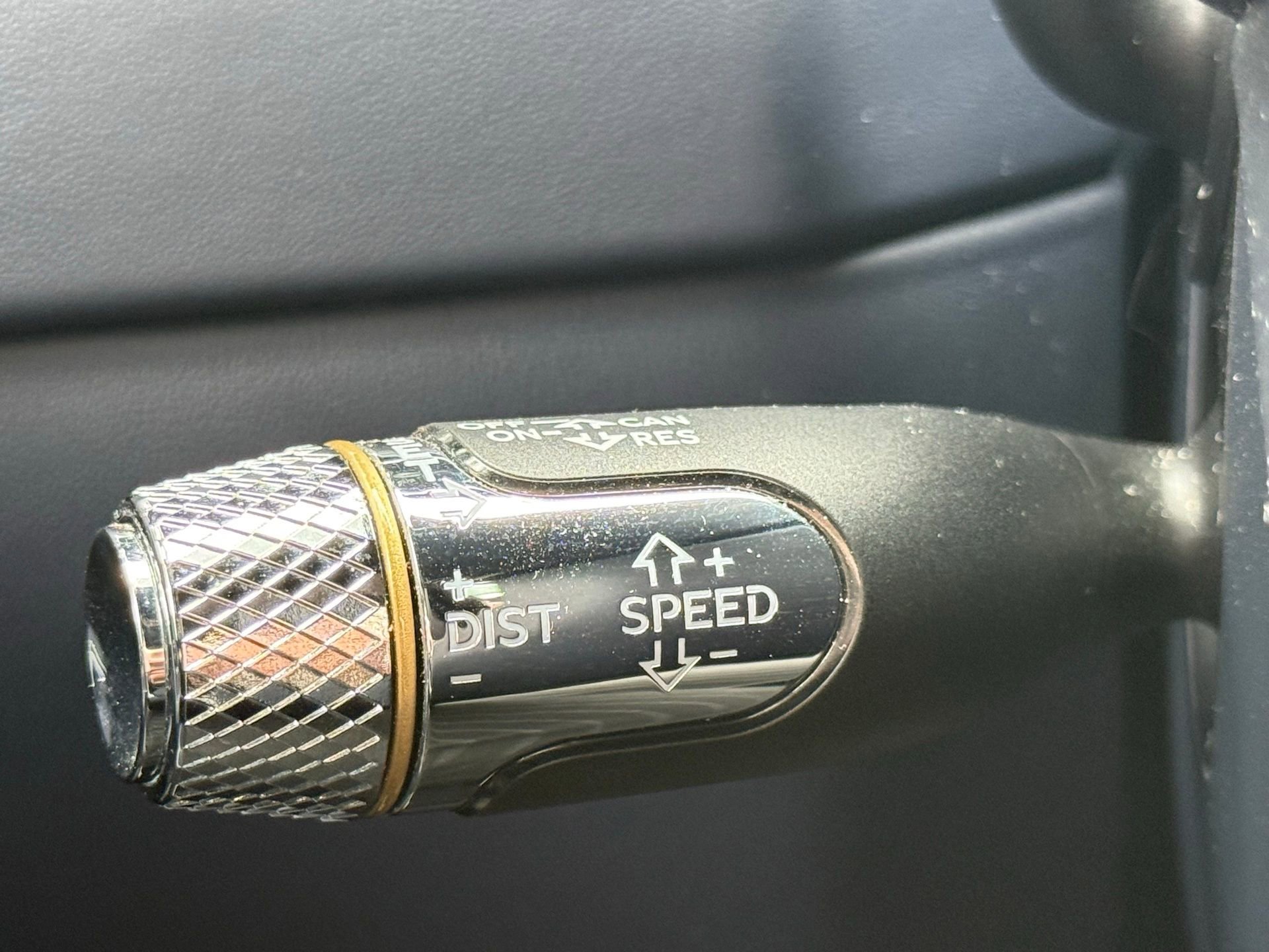 Used 2021 Bentley Flying Spur V8 image 51