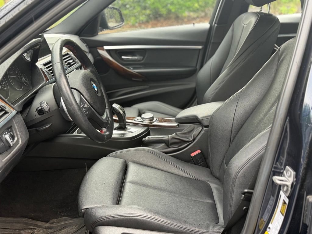 Used 2016 BMW 328i xDrive Sedan AWD/4WD image 10