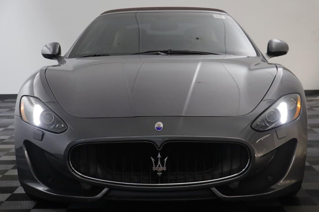 Used 2016 Maserati GranTurismo Sport RWD image 16