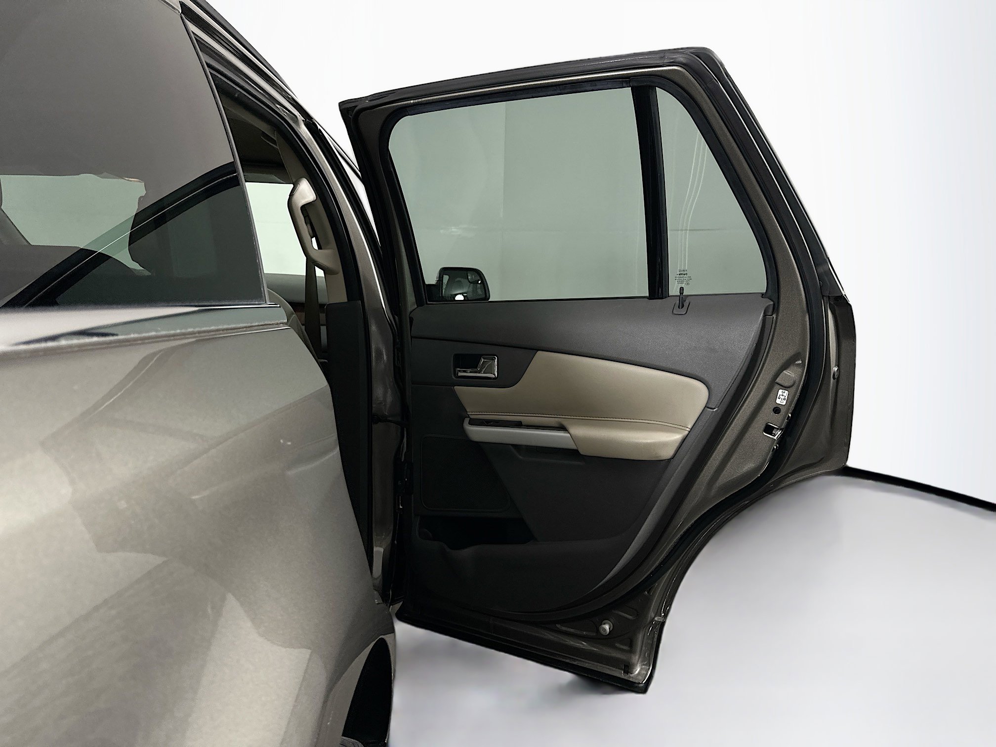 Used 2014 Ford Edge Limited AWD/4WD image 29