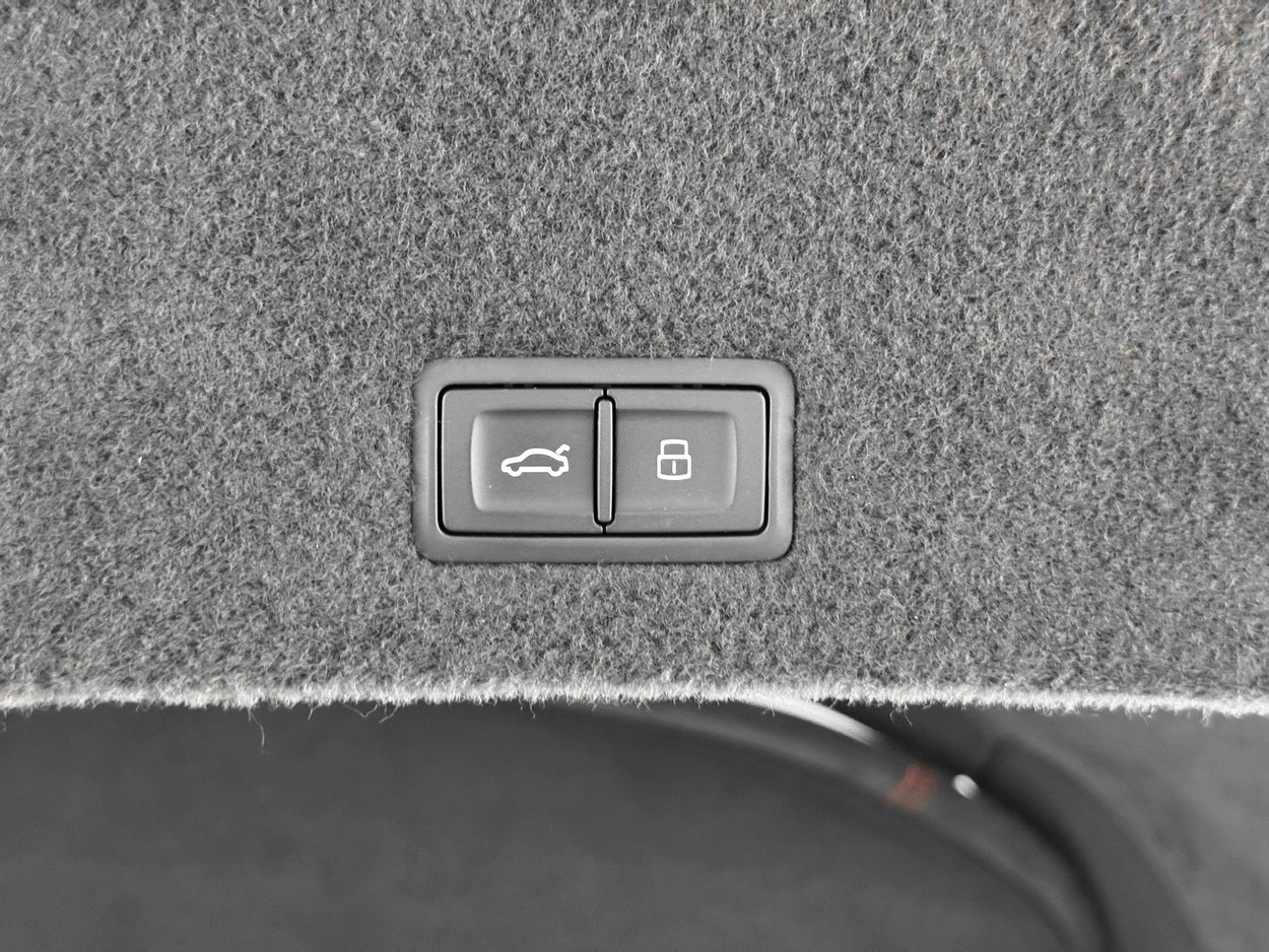 Used 2021 Lamborghini Urus image 40