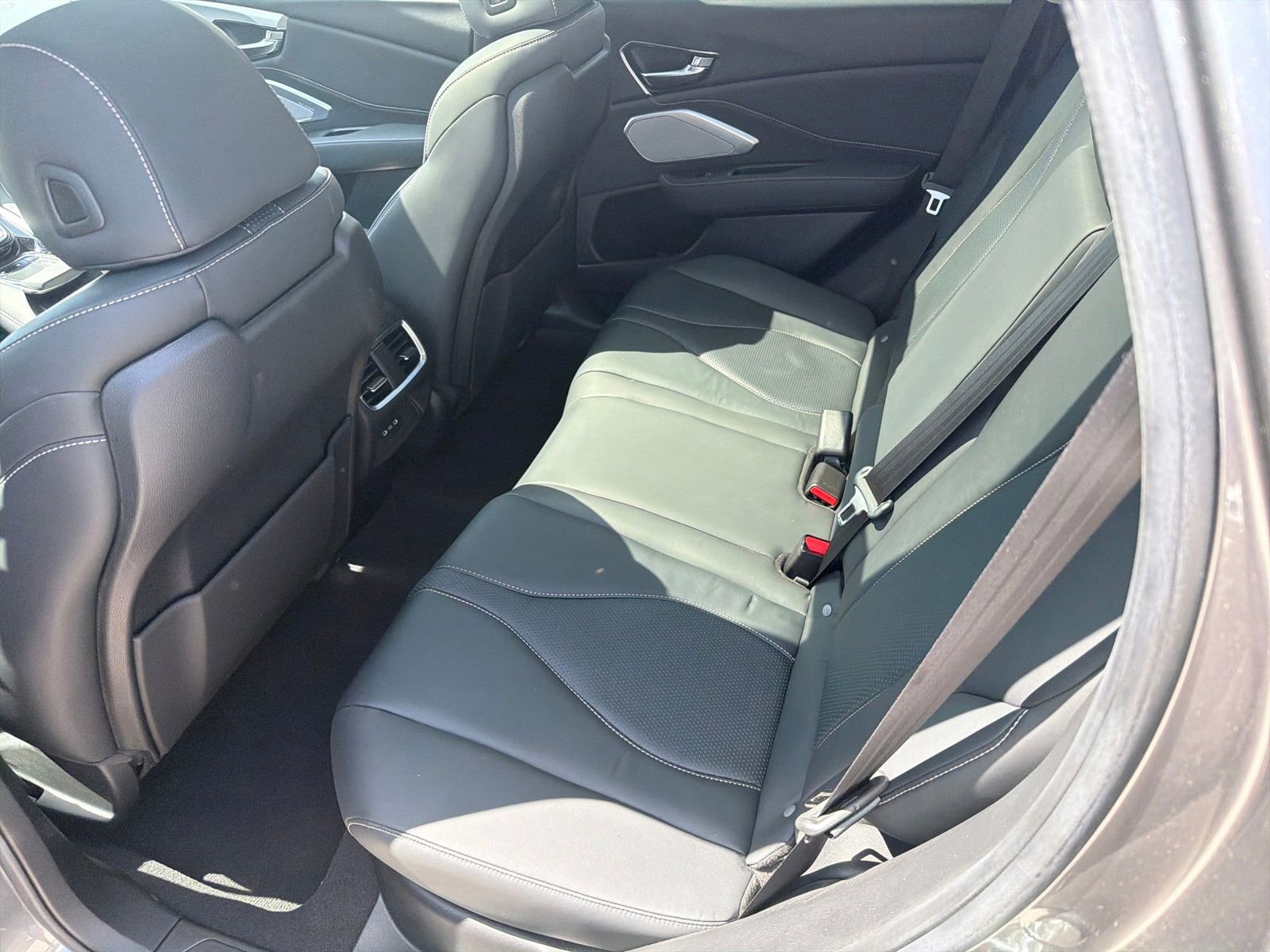 Used 2023 Acura RDX w/ Technology Package FWD image 24