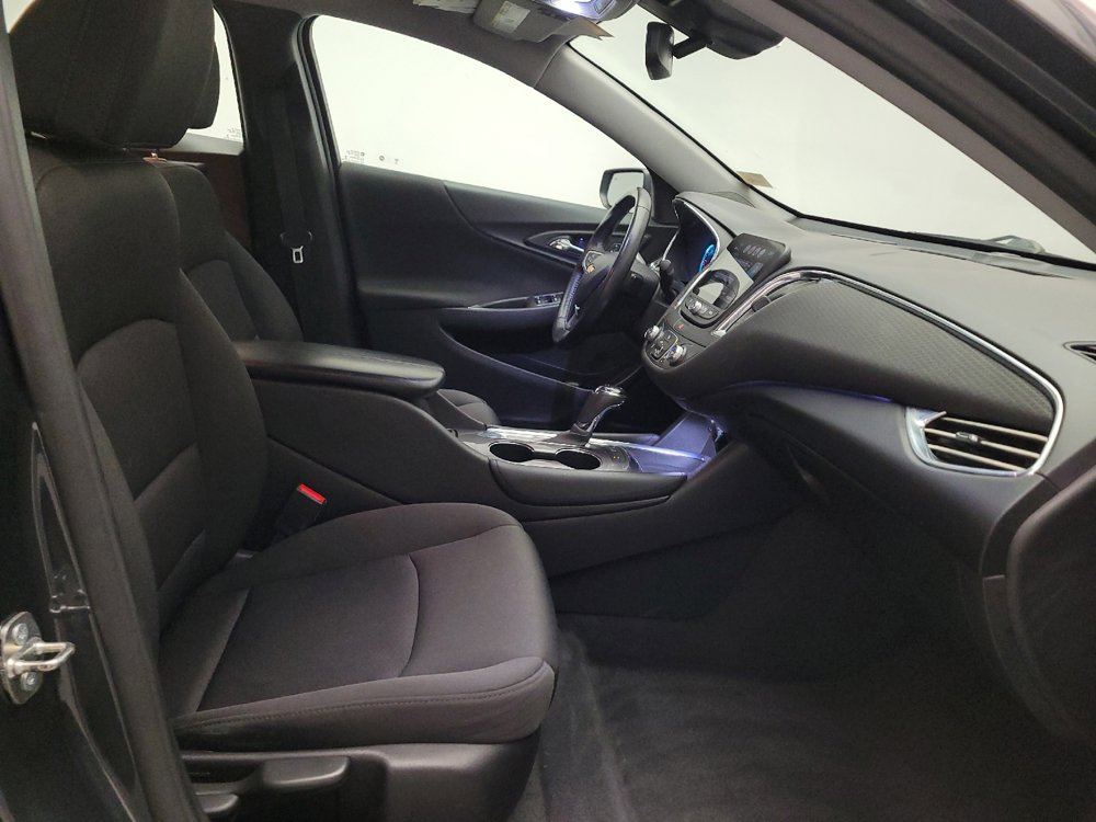 Used 2018 Chevrolet Malibu LT w/ Driver Confidence Package FWD image 21