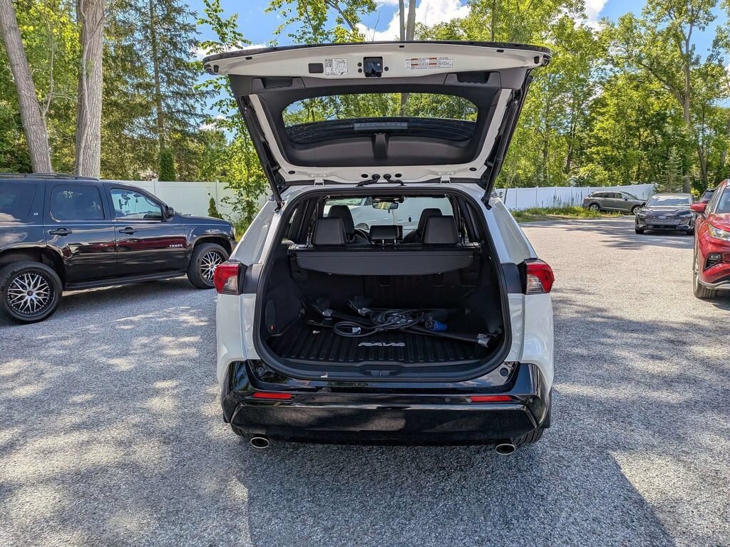 Used 2022 Toyota RAV4 XSE w/ Premium Package AWD/4WD image 20