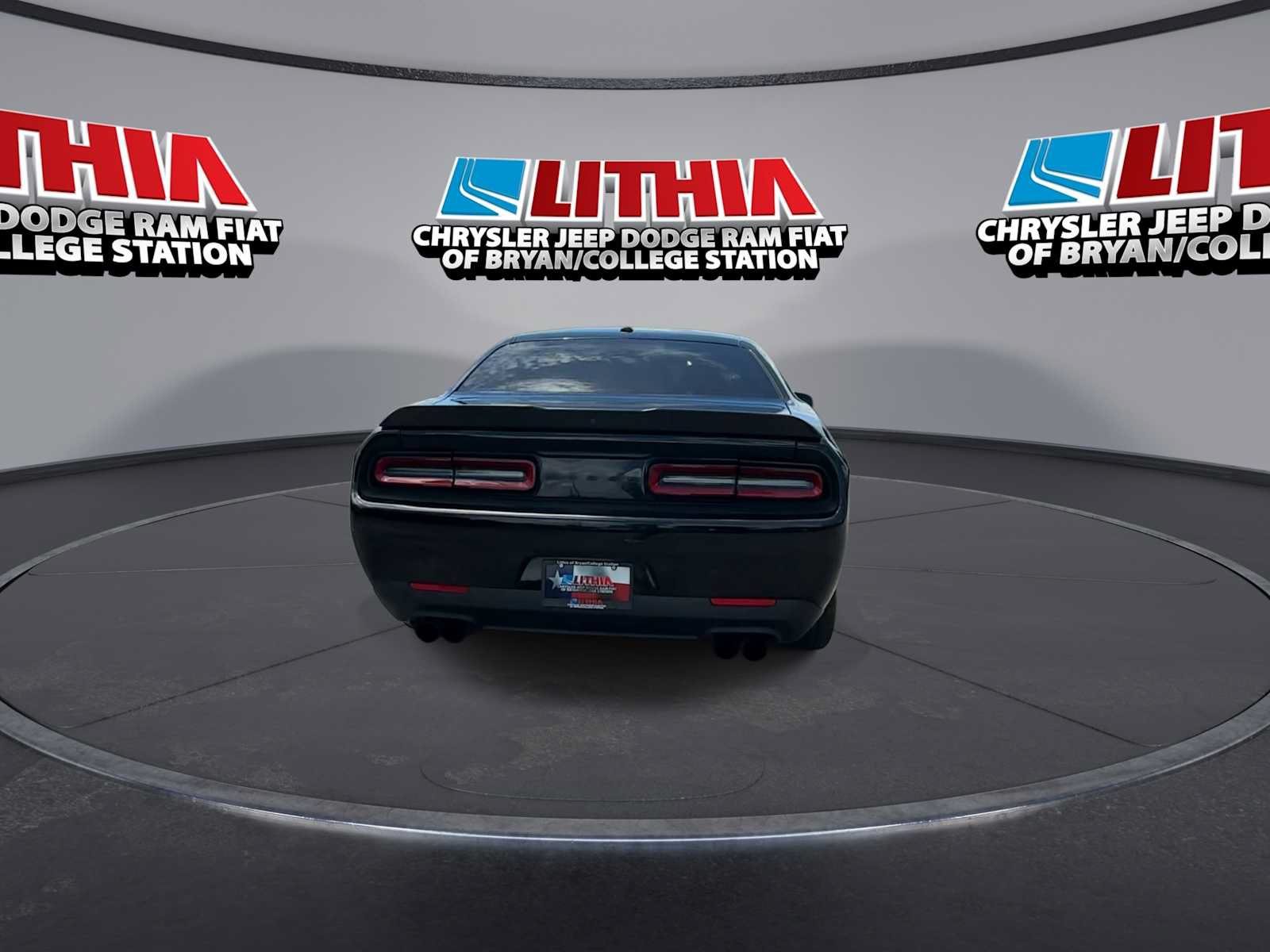 Used 2023 Dodge Challenger R/T w/ Blacktop Package RWD image 7