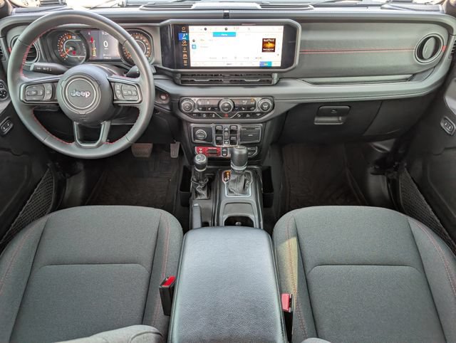 Used 2024 Jeep Gladiator Rubicon w/ Safety Group AWD/4WD image 5