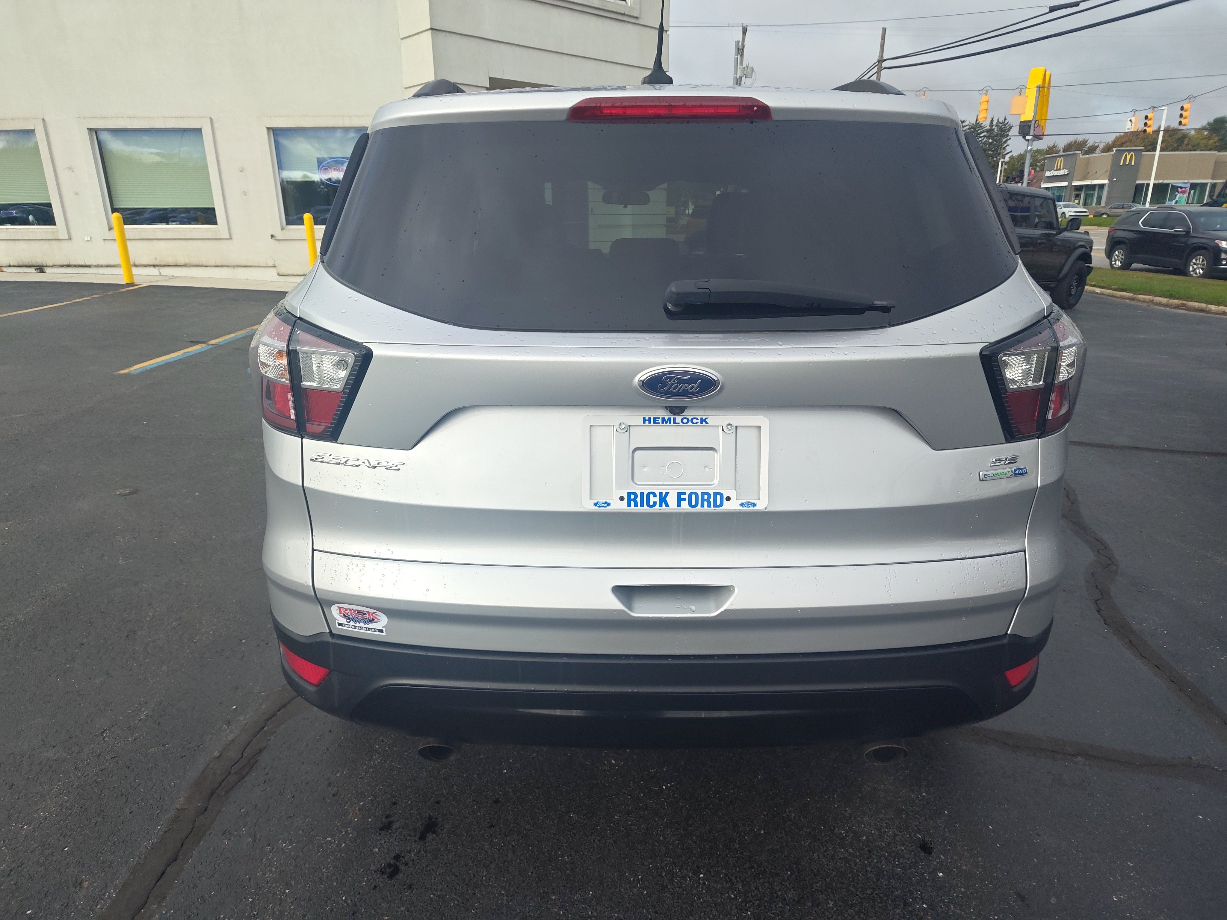 Used 2018 Ford Escape SE w/ SE Sport Appearance Package AWD/4WD image 5
