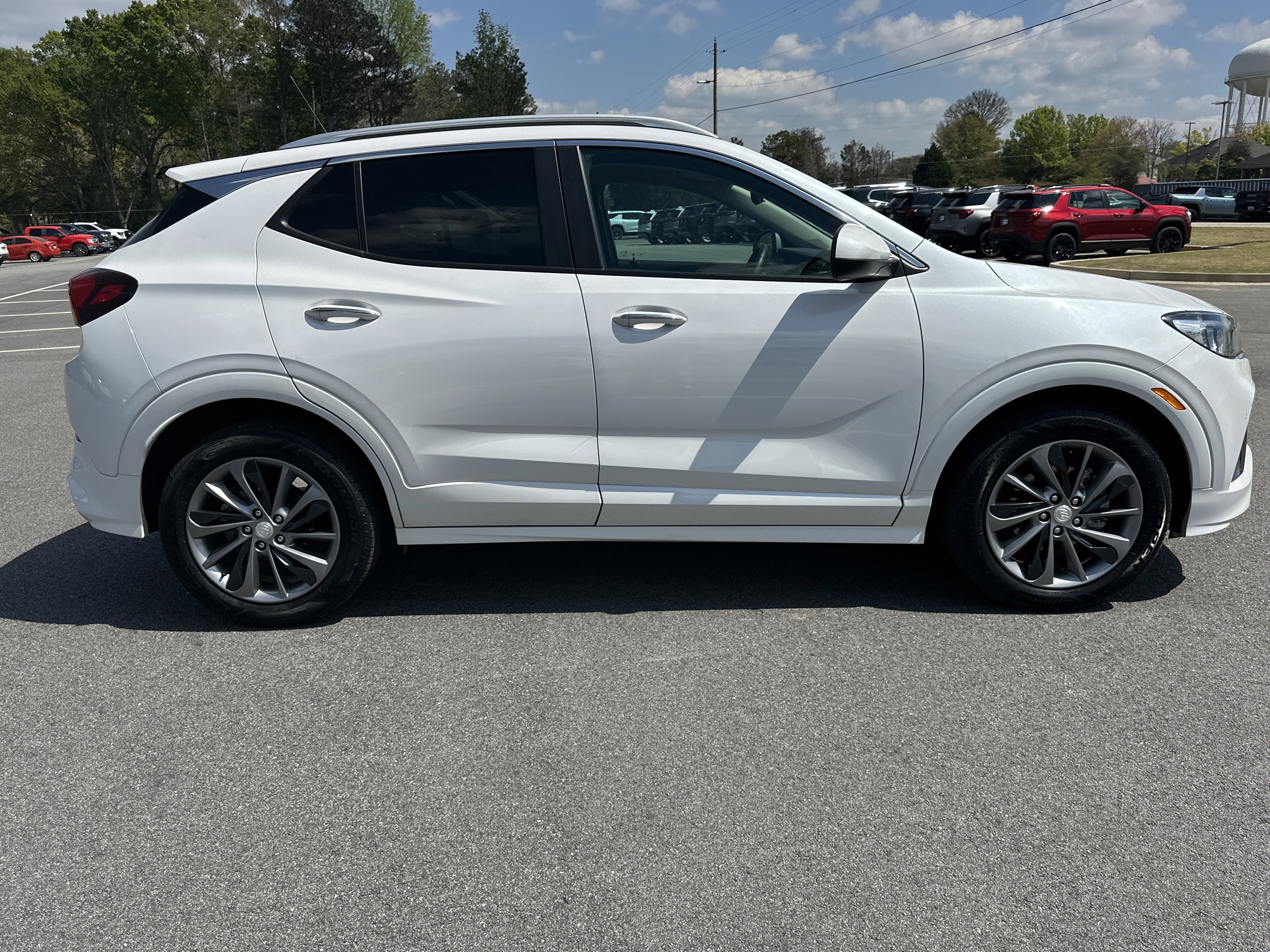 Certified 2023 Buick Encore GX Select w/ Sport Touring Package image 5