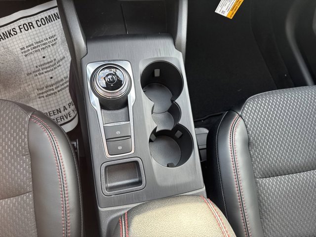 New 2025 Ford Escape ST-Line w/ Tech Pack #1 AWD/4WD image 39