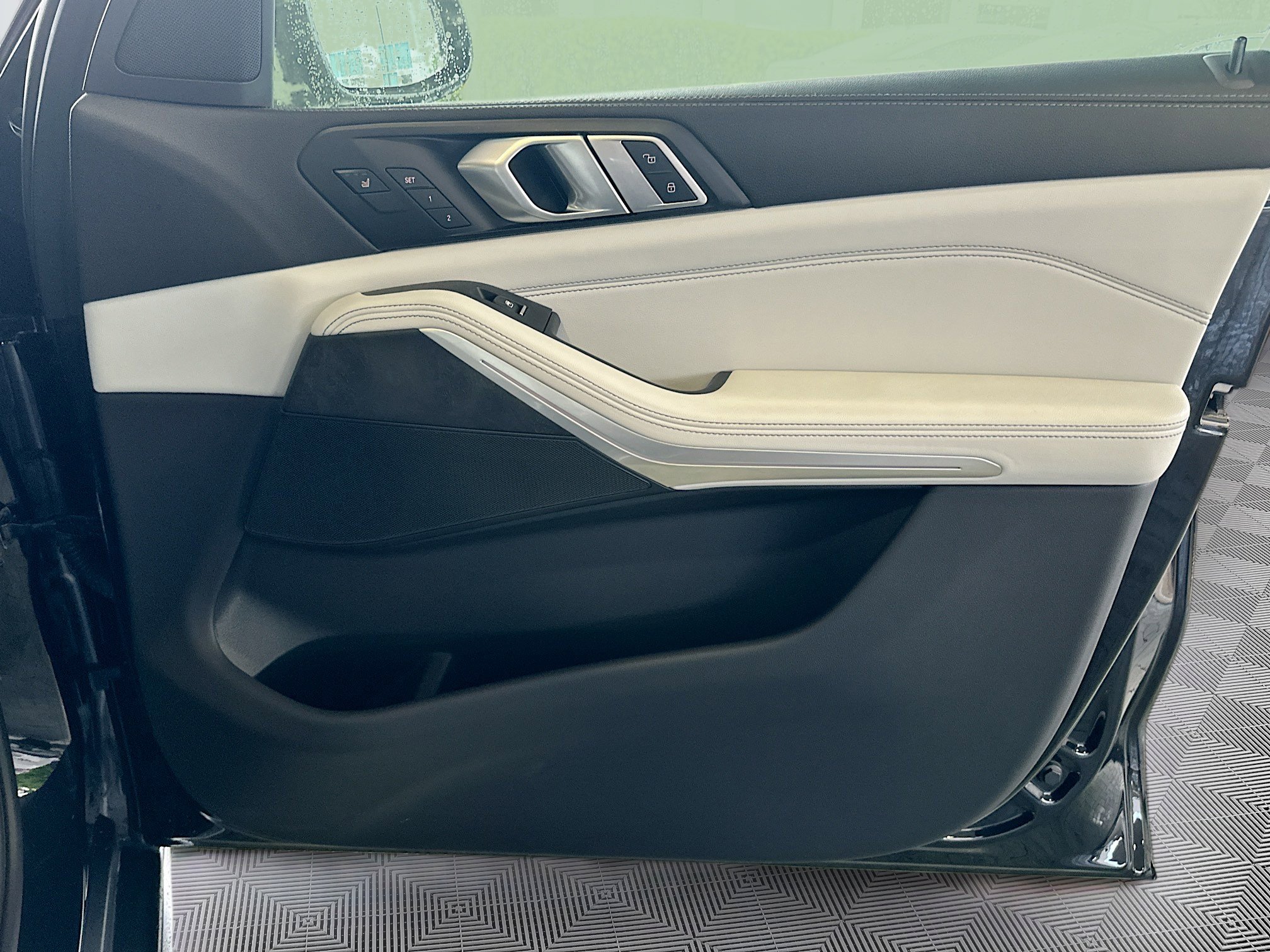 Certified 2023 BMW X5 xDrive40i w/ Luxury Seating Package image 36