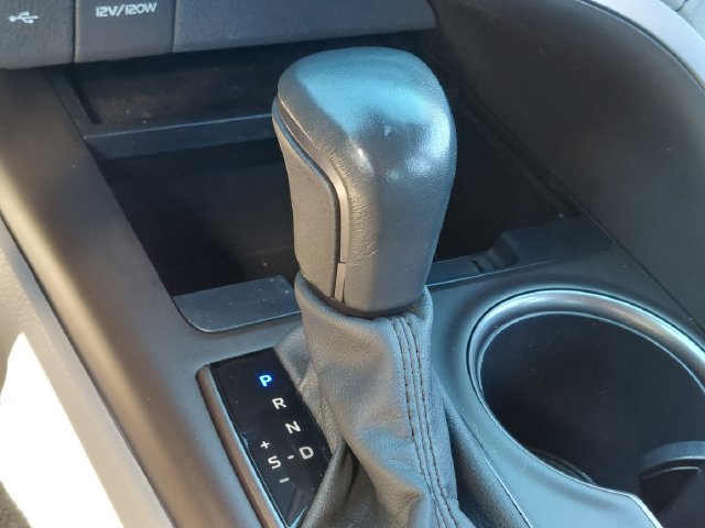 Certified 2022 Toyota Camry SE w/ Cold Weather Package AWD/4WD image 35