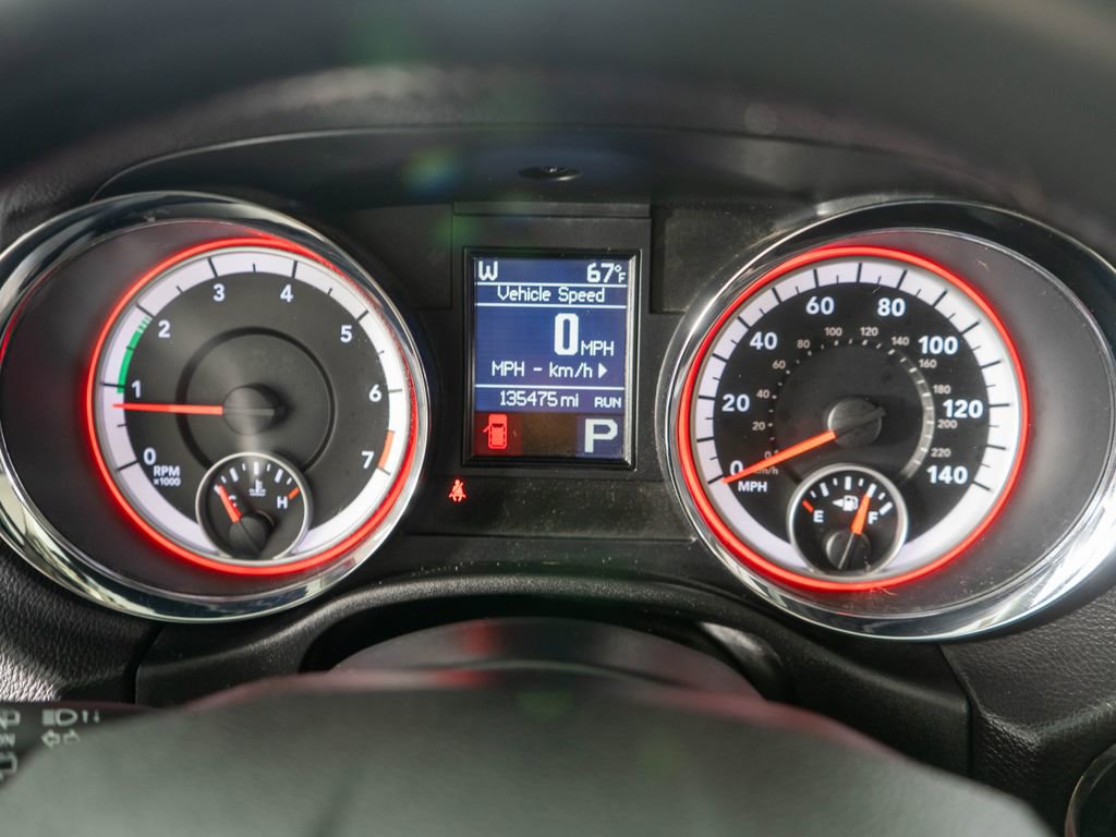 Used 2013 Dodge Durango SXT w/ Rallye Appearance Group AWD/4WD image 17