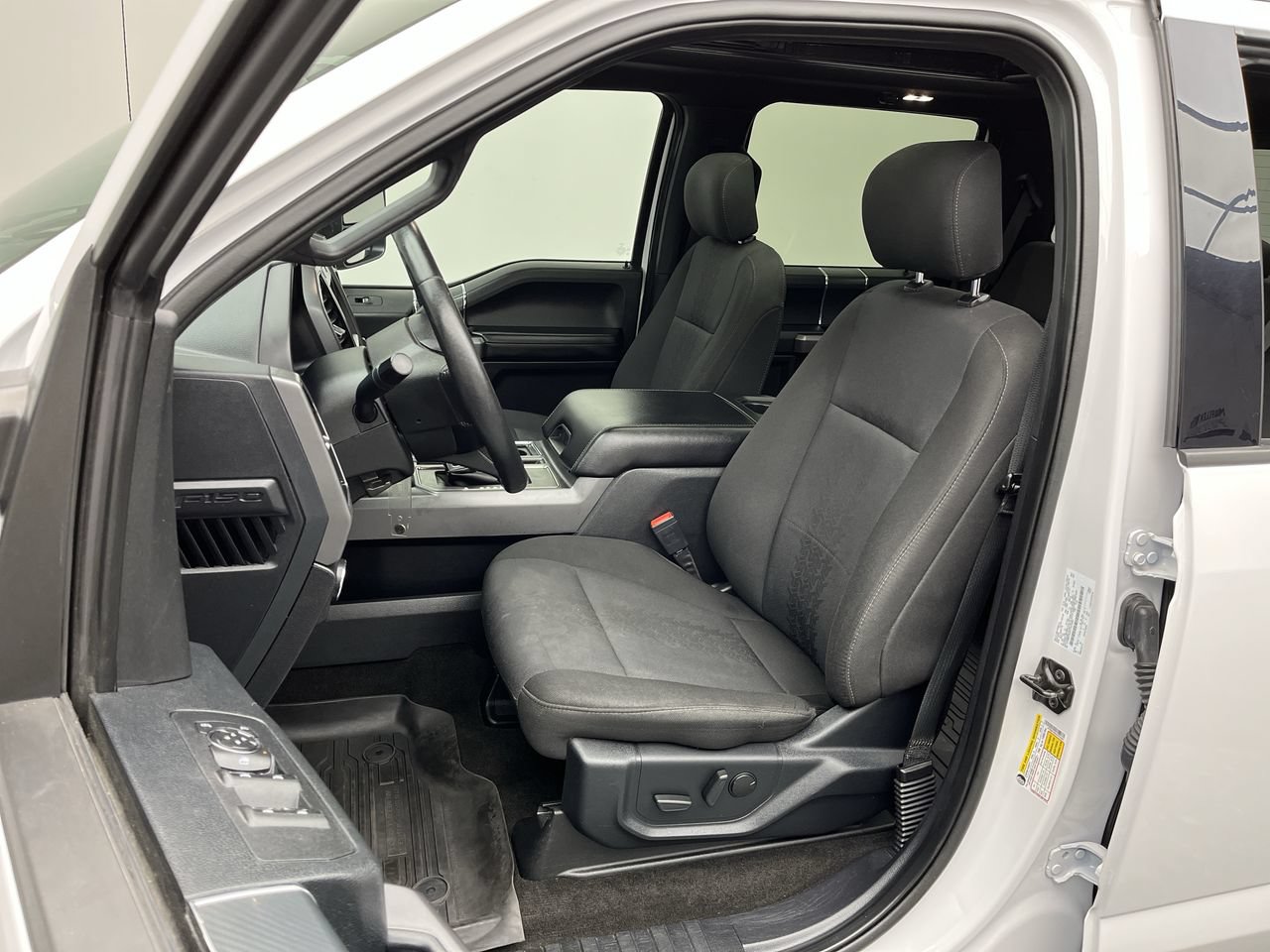 Used 2020 Ford F150 XLT w/ Equipment Group 302A Luxury AWD/4WD image 11
