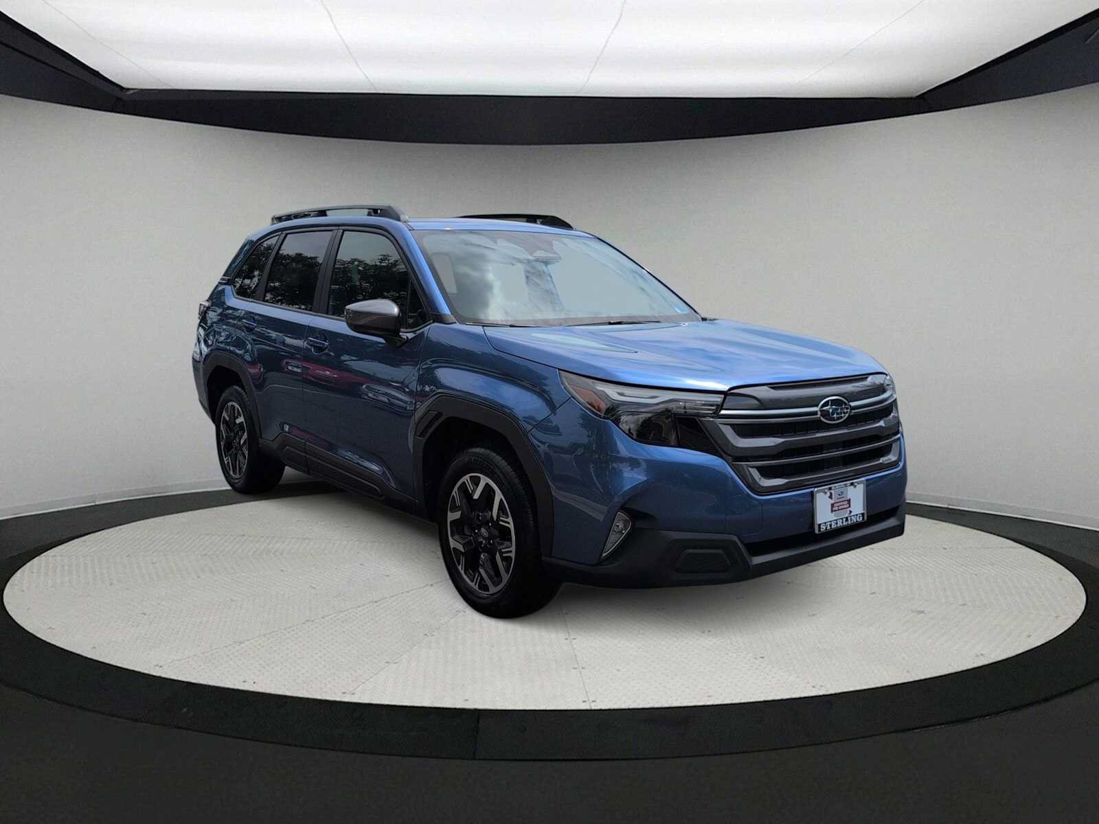 Used 2026 Subaru Forester Premium AWD/4WD image 2