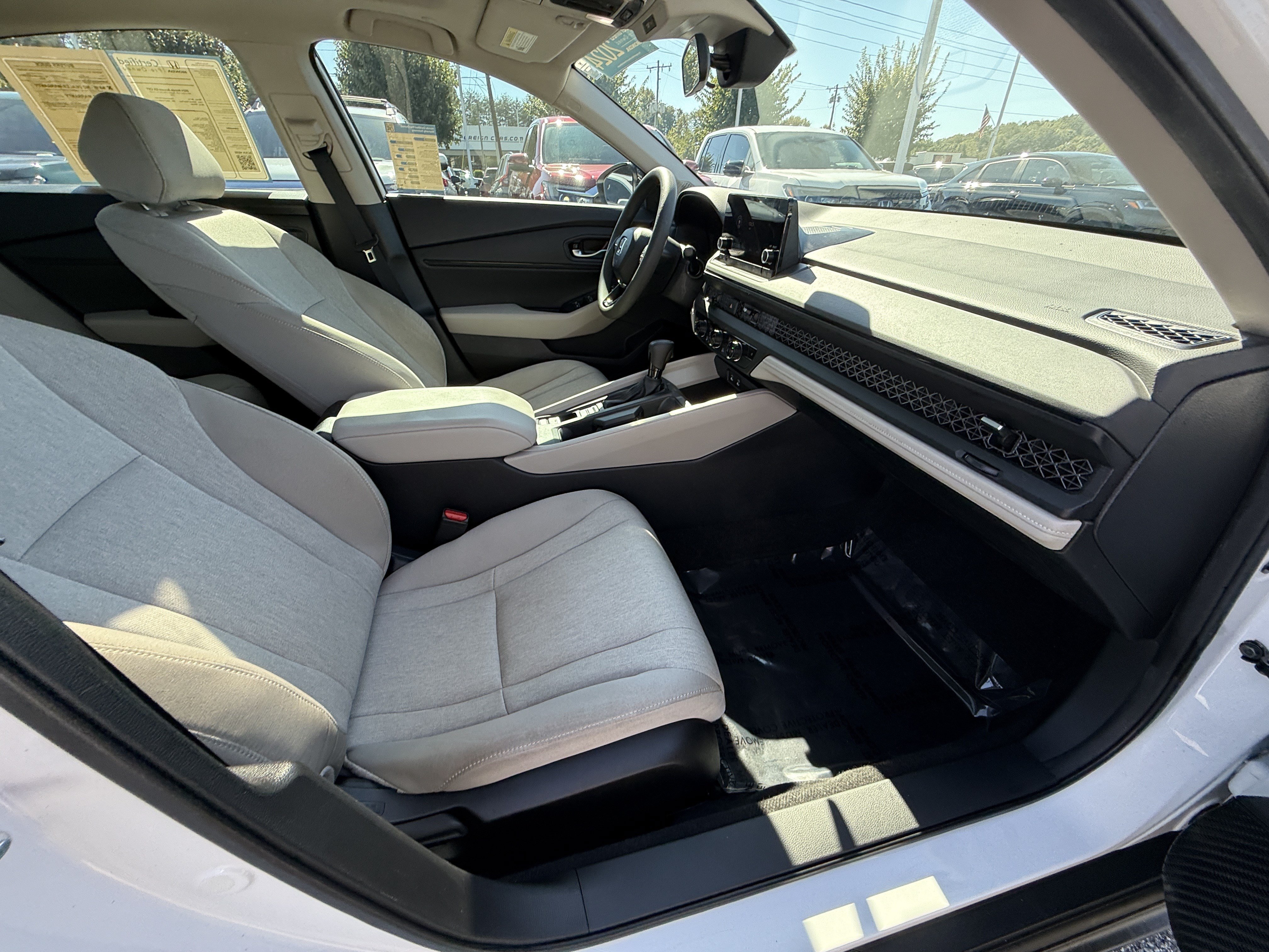 Certified 2024 Honda Accord EX image 34