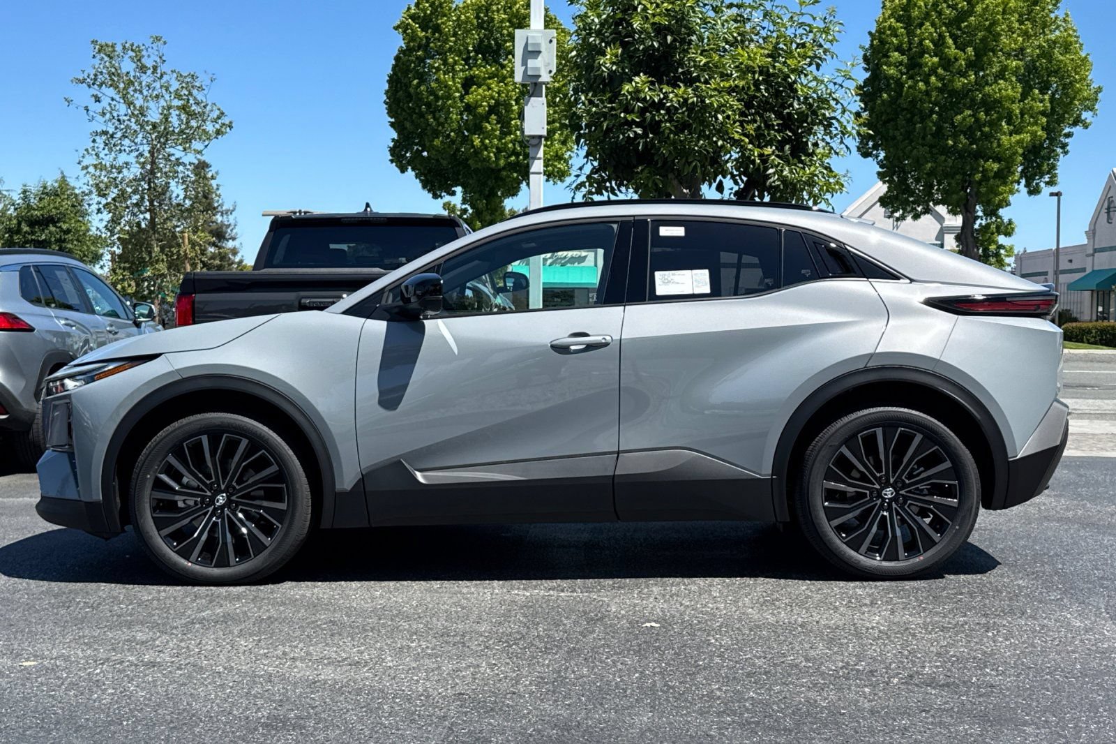 New 2026 Toyota C-HR AWD/4WD image 6