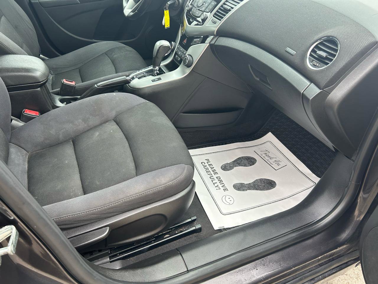 Used 2014 Chevrolet Cruze LT FWD image 12