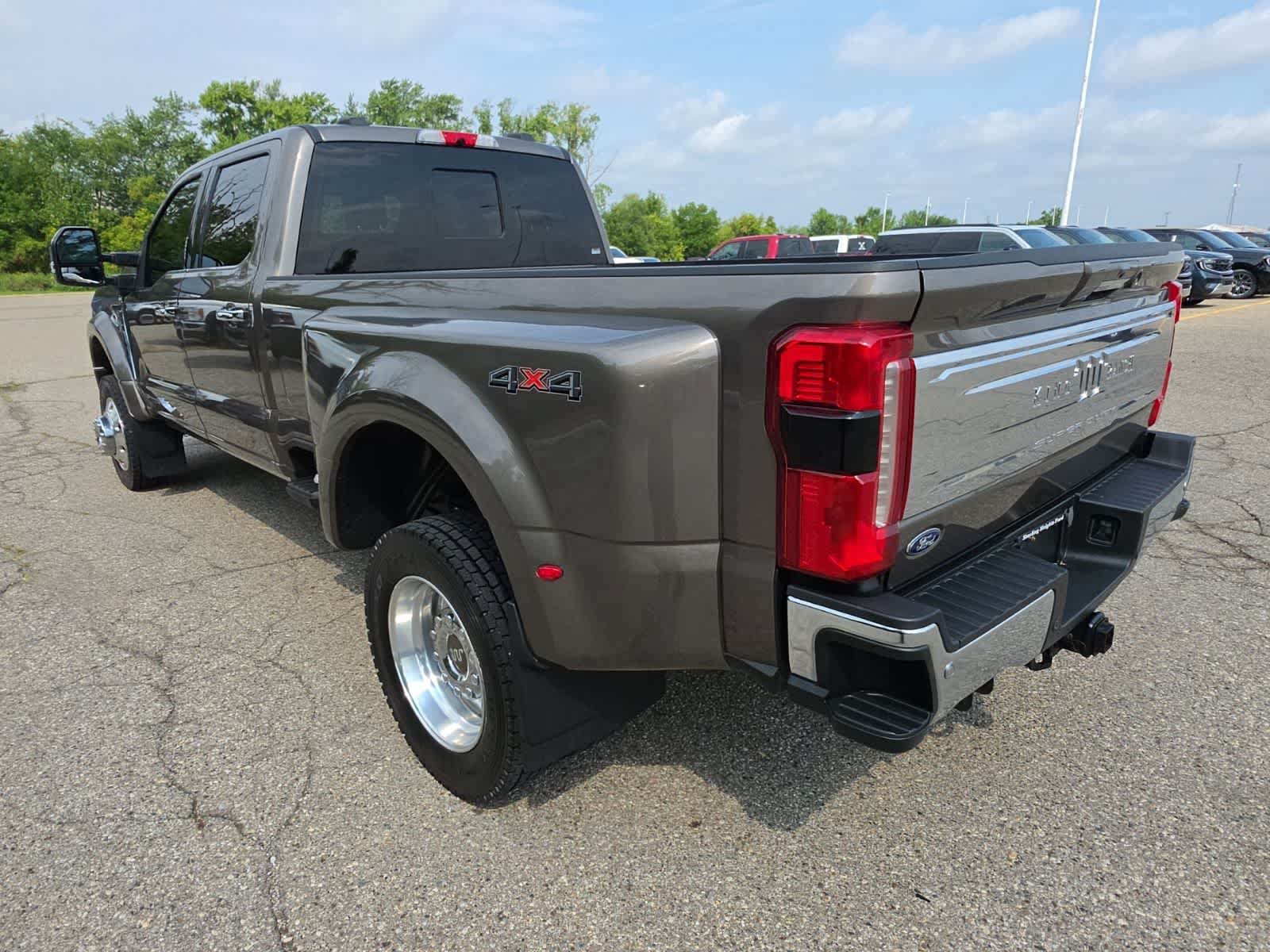 Used 2023 Ford F450 King Ranch w/ Chrome Package AWD/4WD image 14