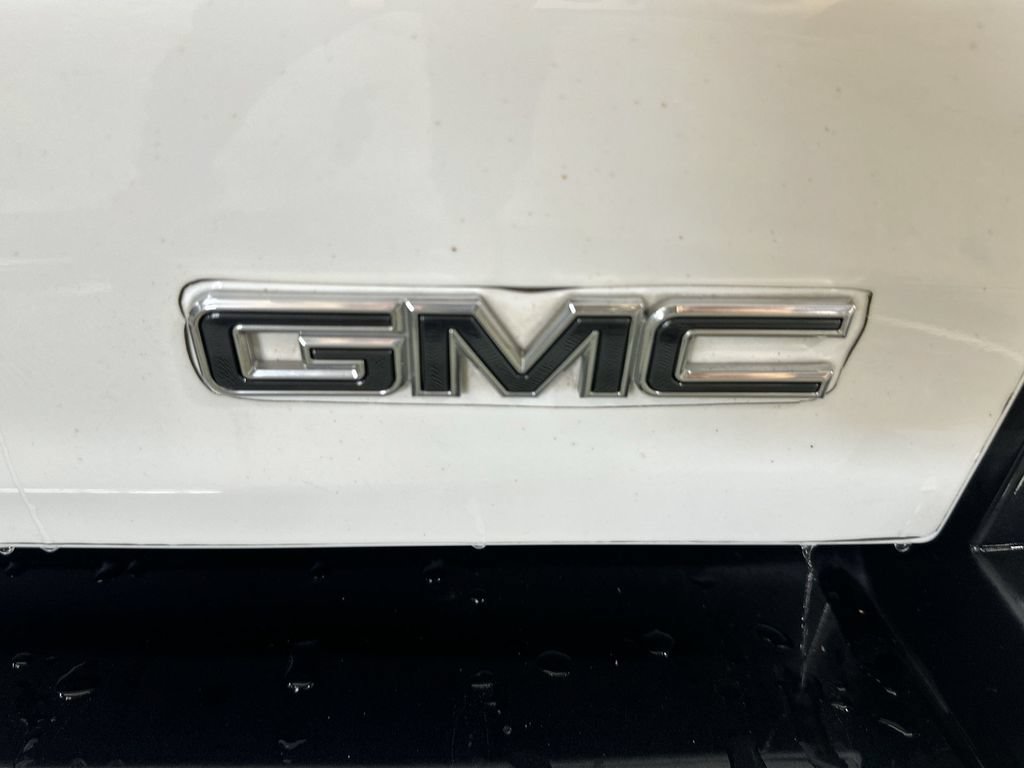 Used 2024 GMC Hummer EV 2X w/ LPO, Illumination Package AWD/4WD image 33
