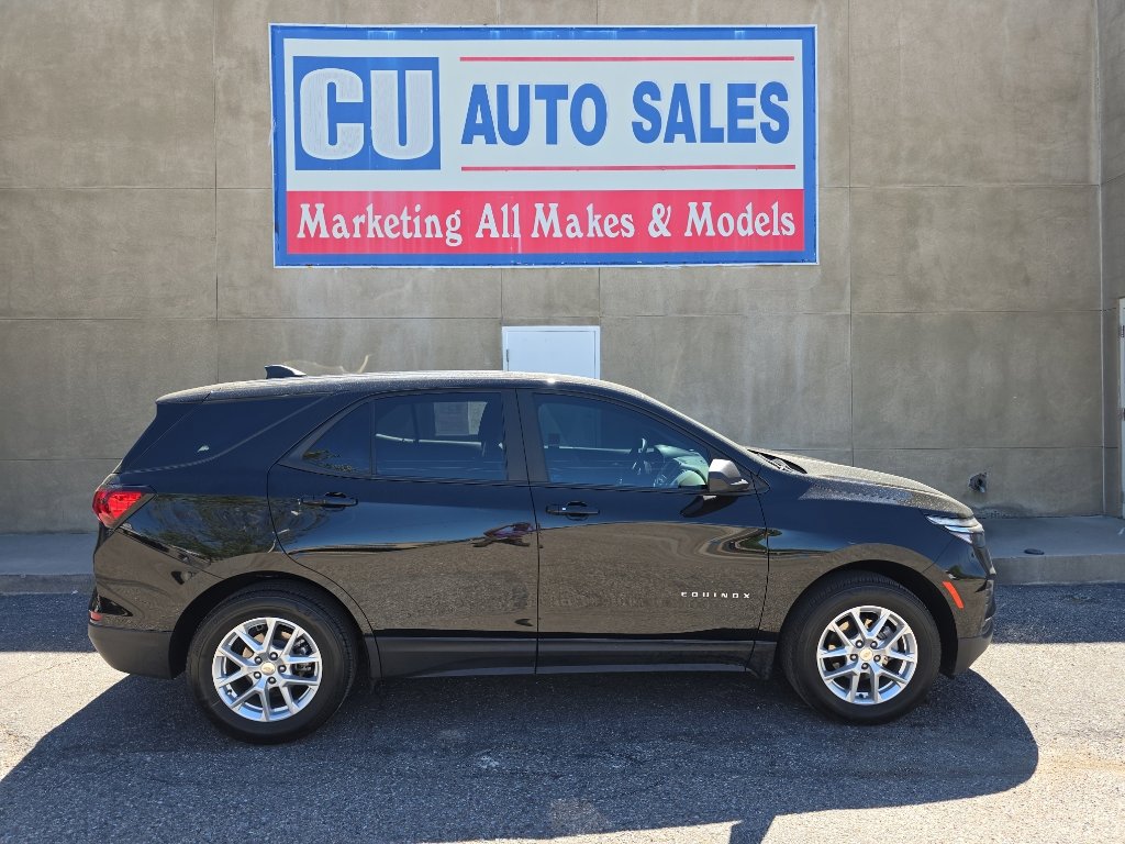 Used 2023 Chevrolet Equinox LS w/ LS Convenience Package image 5
